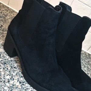 Black Suede Chelsea Ankle Boots with Block Heel